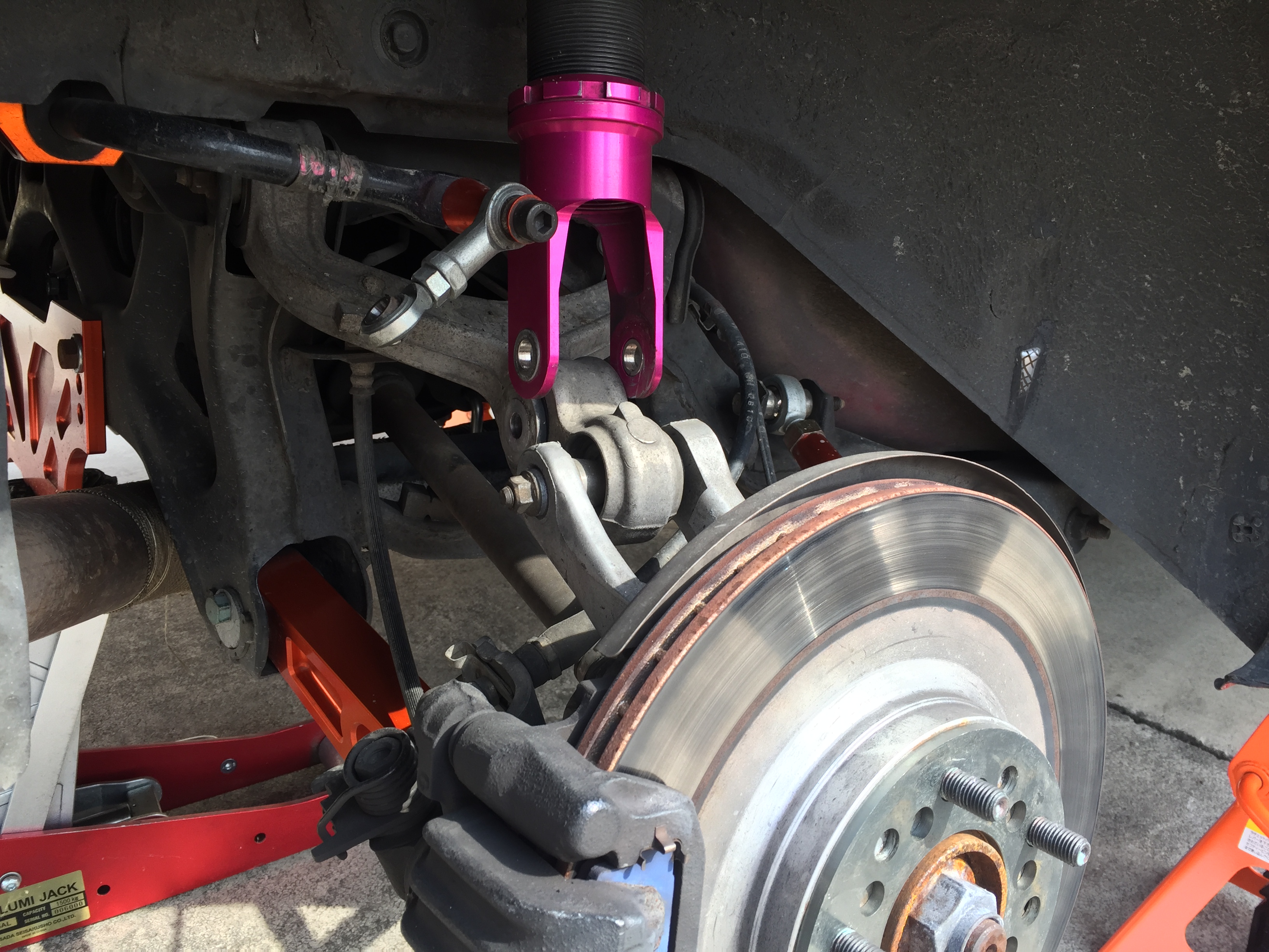 016A4A8A-C7E6-4020-B749-AC1017903360