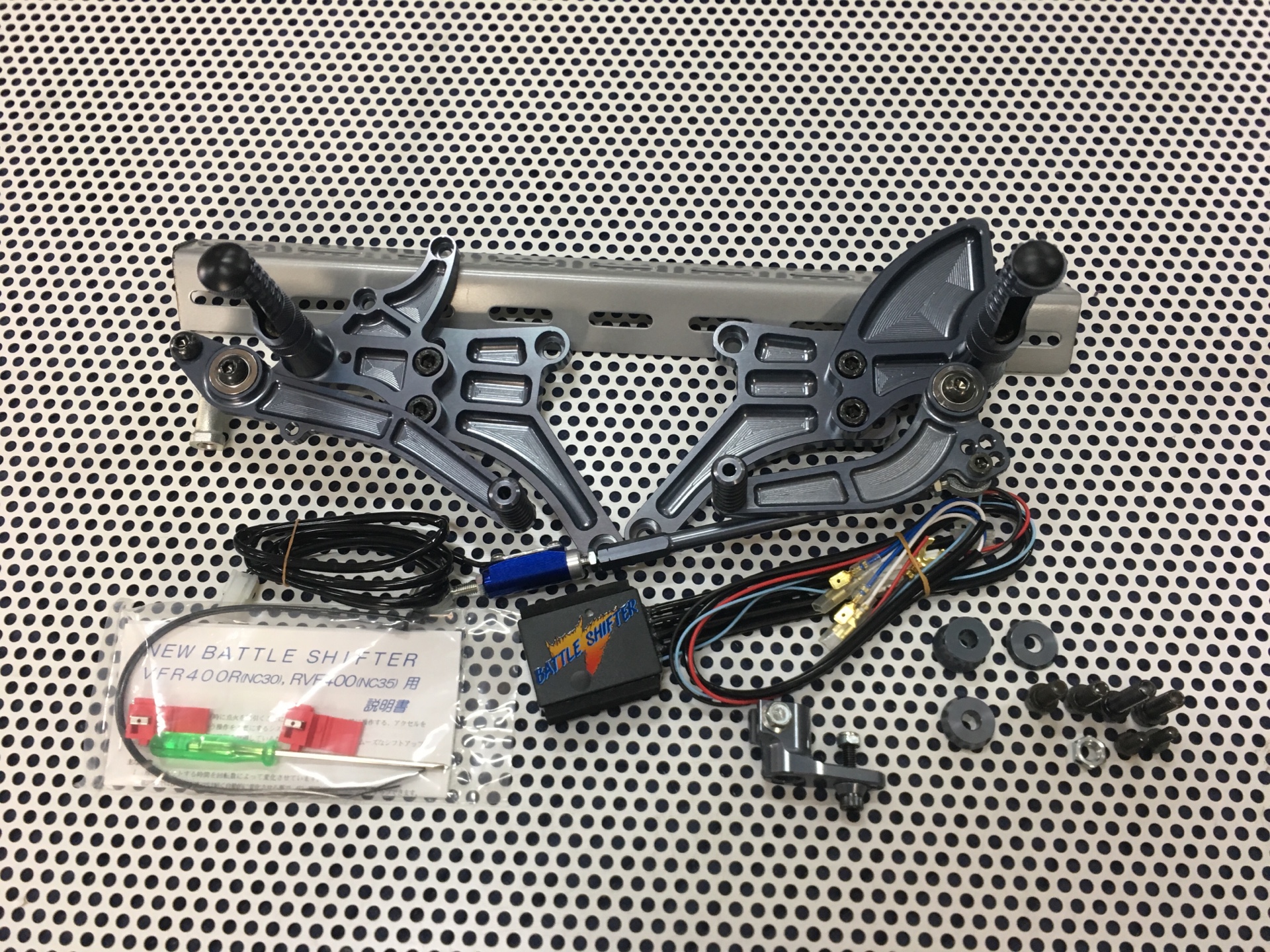 09DD925B-C790-4D3D-9AA0-A28DAE11EDCF