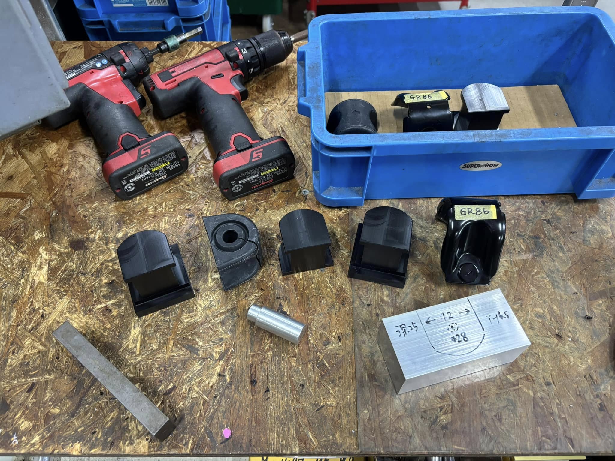 ZN6/ZN8 フロントスタビブッシュ |