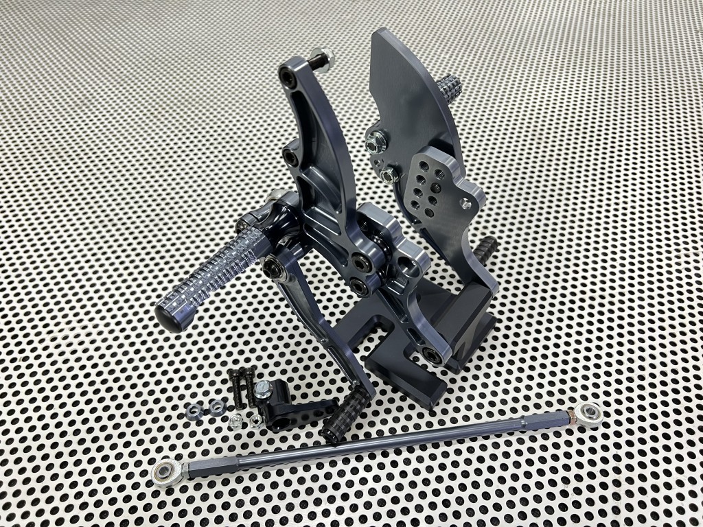 D3353CB1-CF23-4B18-ACE0-2C34A0AFDCF5